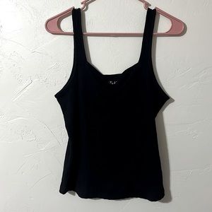 Outlaw XL black tank top in EUC